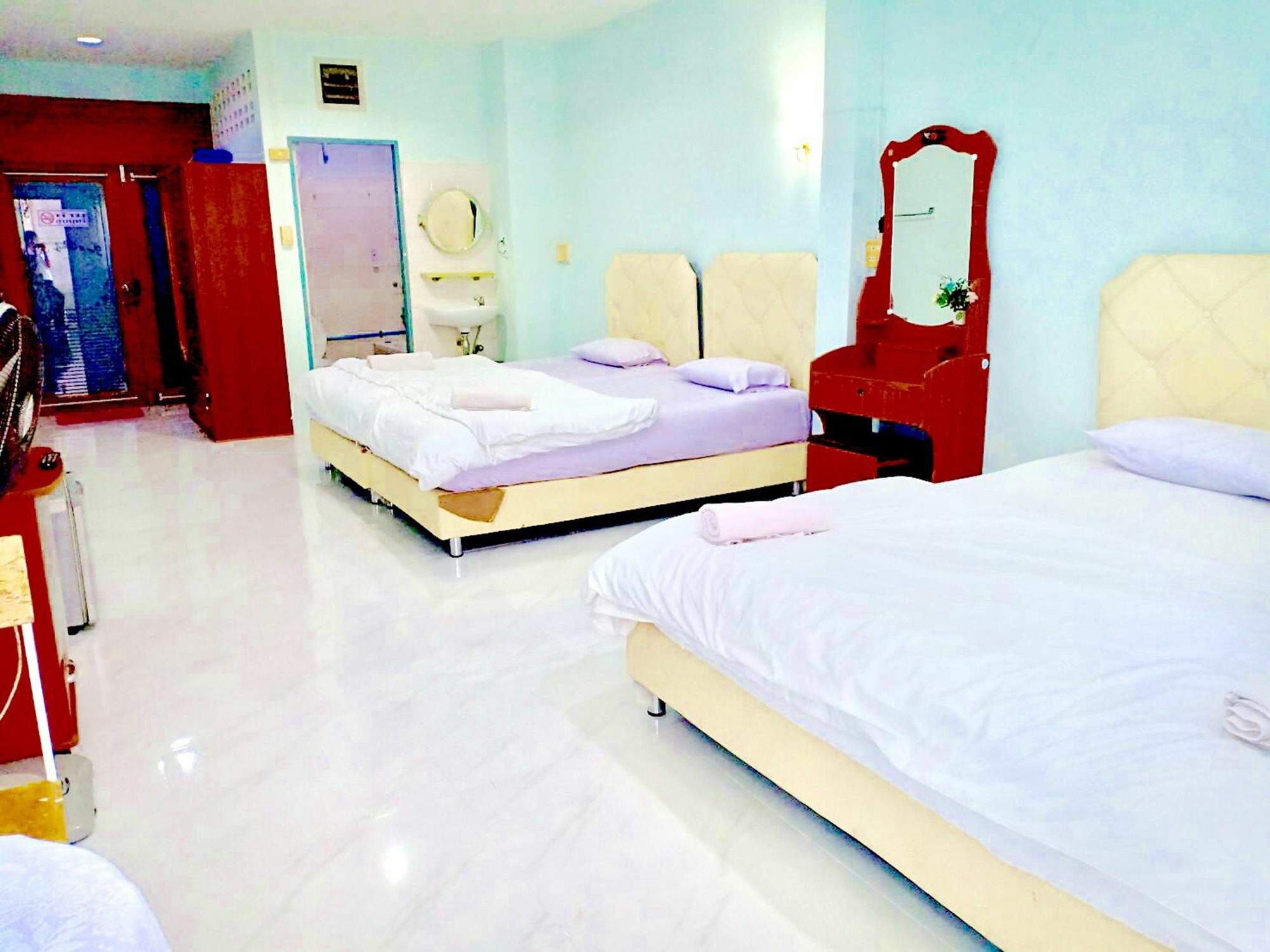 Ranong Boutique Hotel And Mall Екстериор снимка